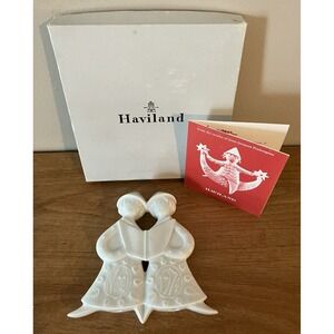 Haviland Limoges,  France White CAROLING ANGELS 1974 ORNAMENT w/Box & Insert